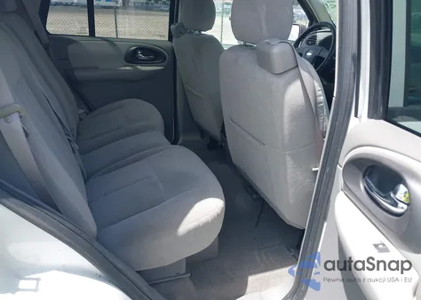 2007 Chevrolet Trailblazer Ls from USA, damaged, VIN 1GNDT13S172149504